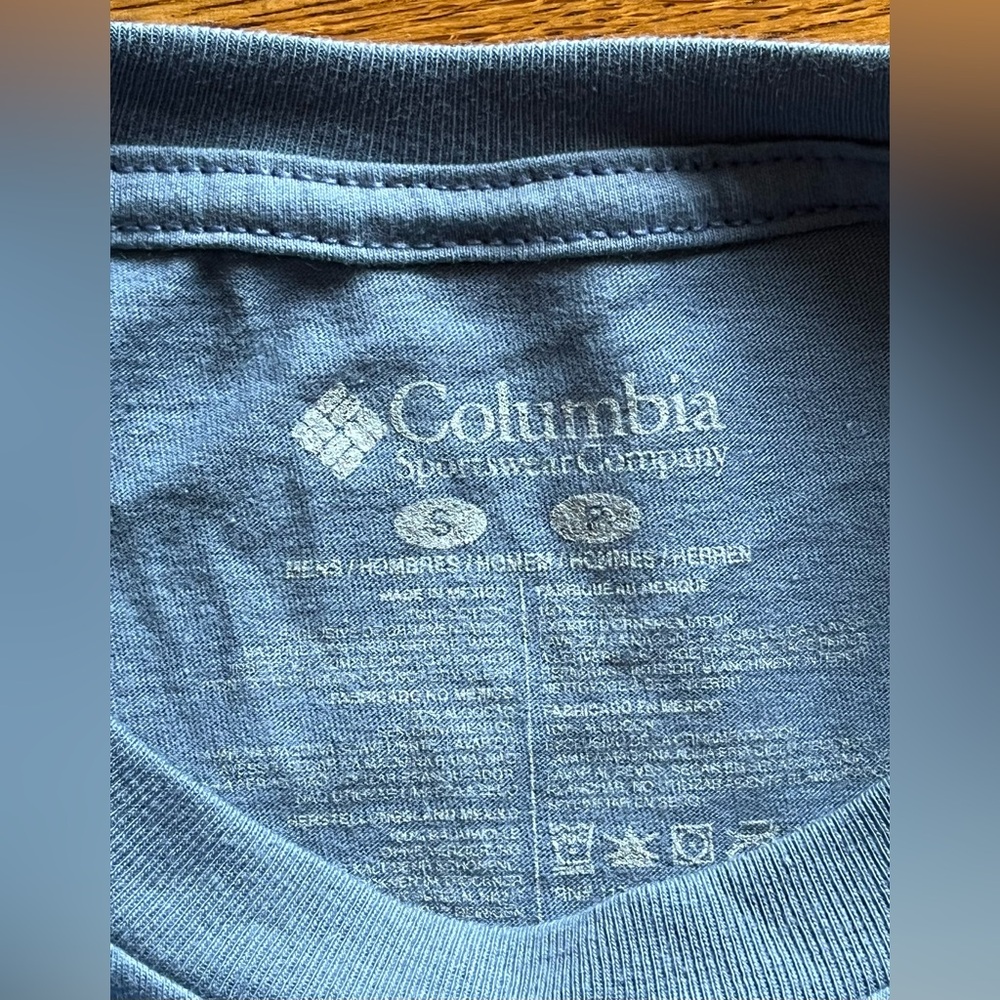 Columbia Sportswear Company Men's Blue Short Sleeve Graphic T-Shirt. Size Small - Picture 4 of 7